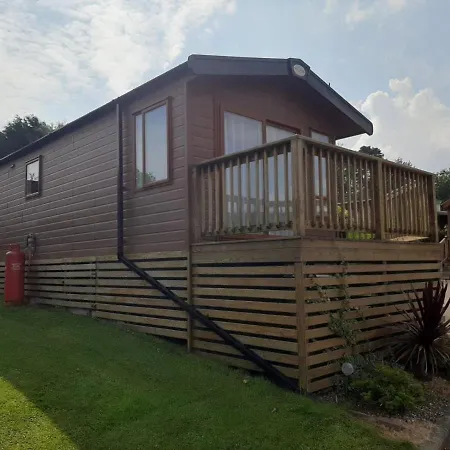 بيت للعطل Ag 26 - 2 Bedroom Lodge *