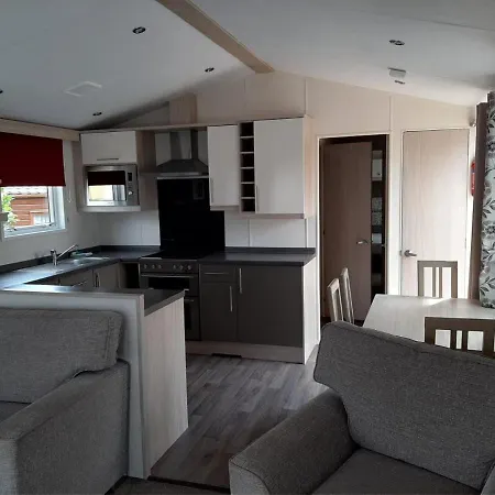 Ag 26 - 2 Bedroom Lodge Ferienhaus