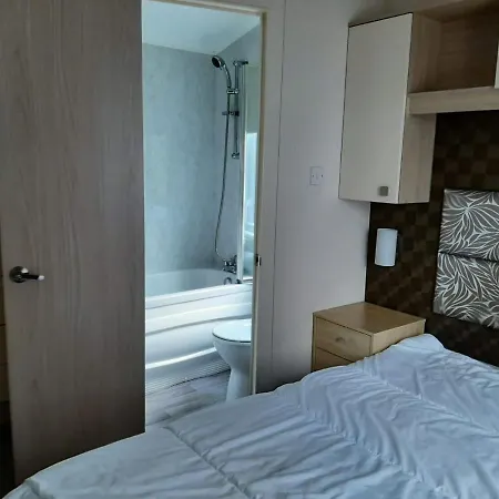 Ag 26 - 2 Bedroom Lodge *